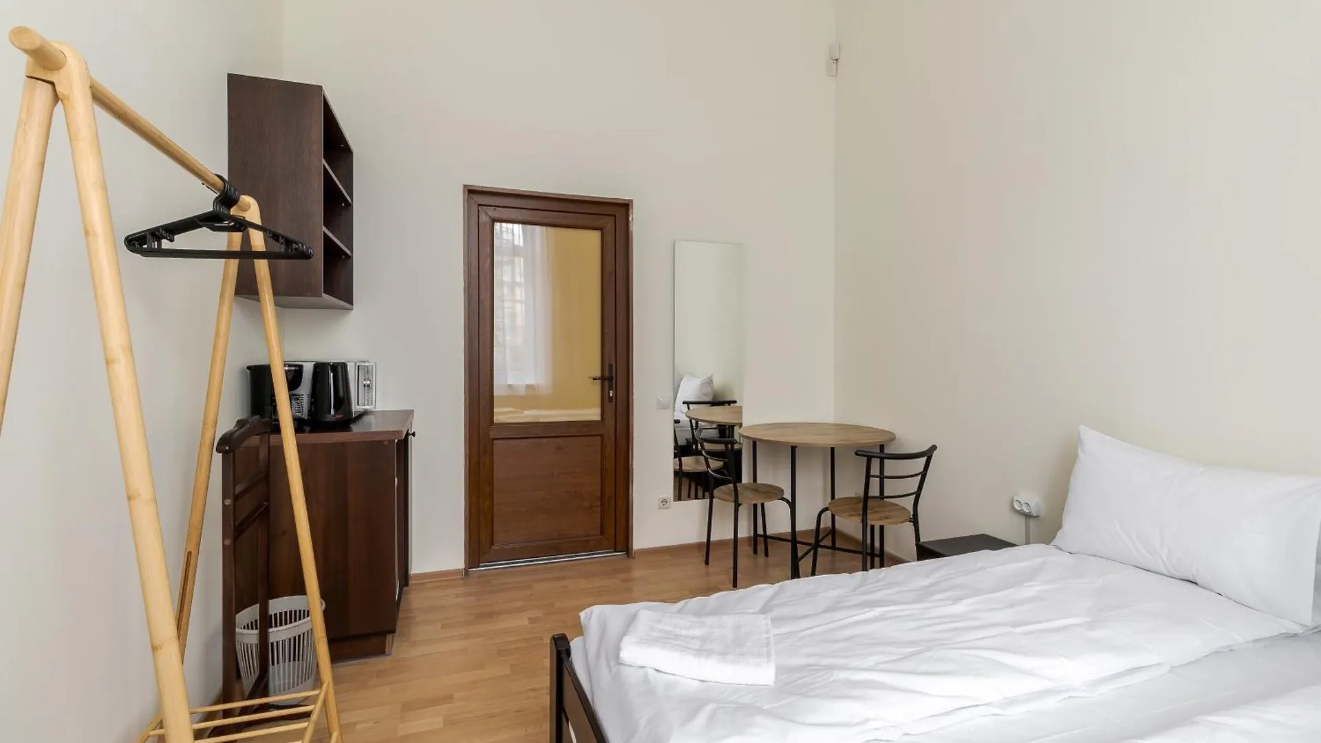 Soborniy Hostel 리비프 우크라이나